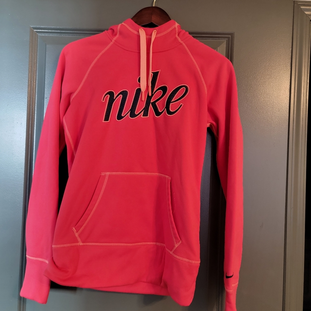 Nike Therma Fit
